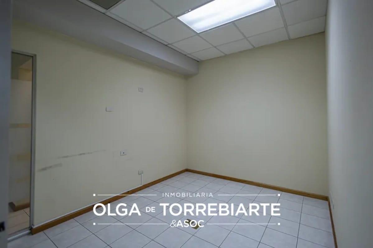 Oficina en Zona Pradera, Zona 10 — foto 10 de 13