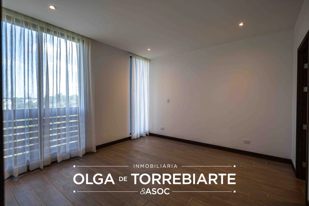 Apartamento en Spazio, Zona 15 — foto 11 de 16
