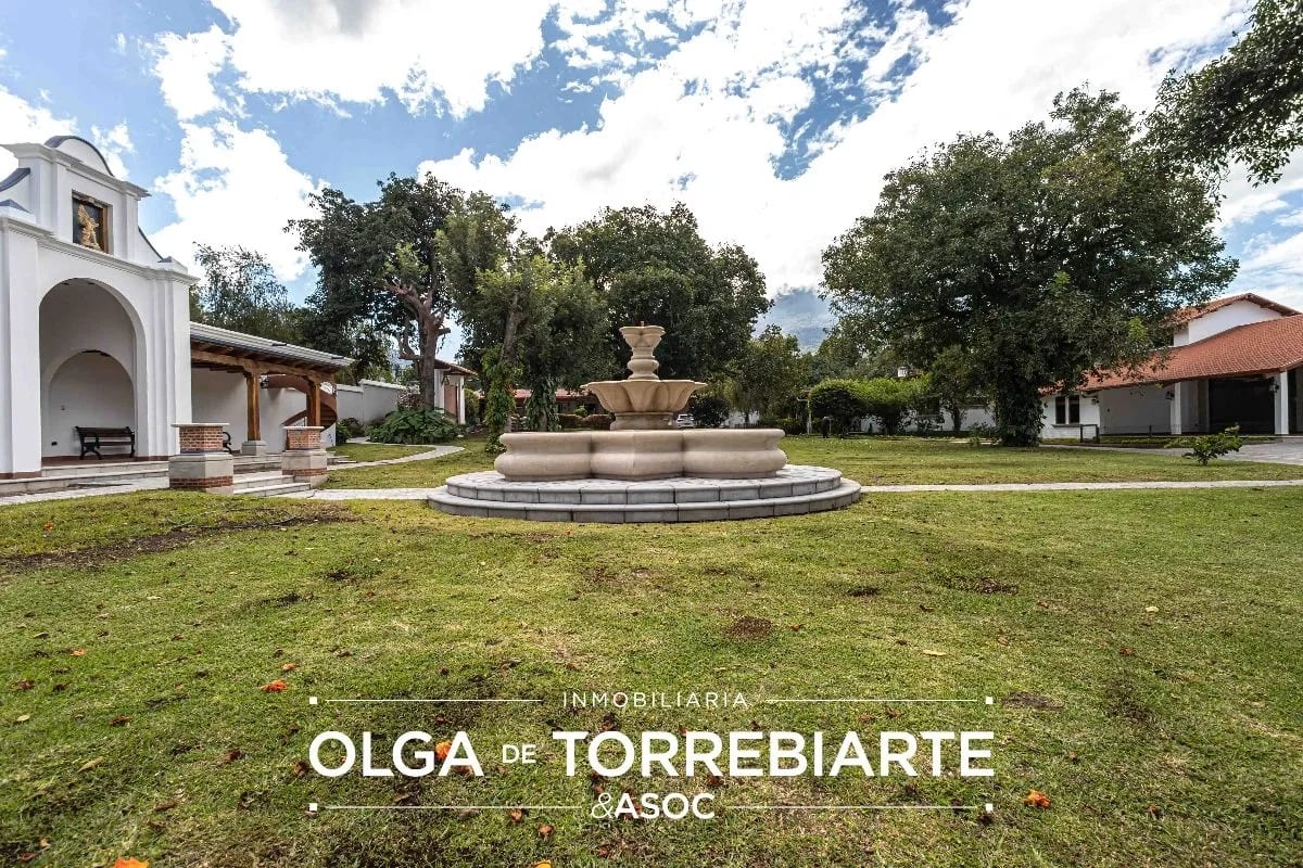 Casa en Complejo Villas de Duero, San Pedro El Alto, Antigua Guatemala — foto 2 de 10