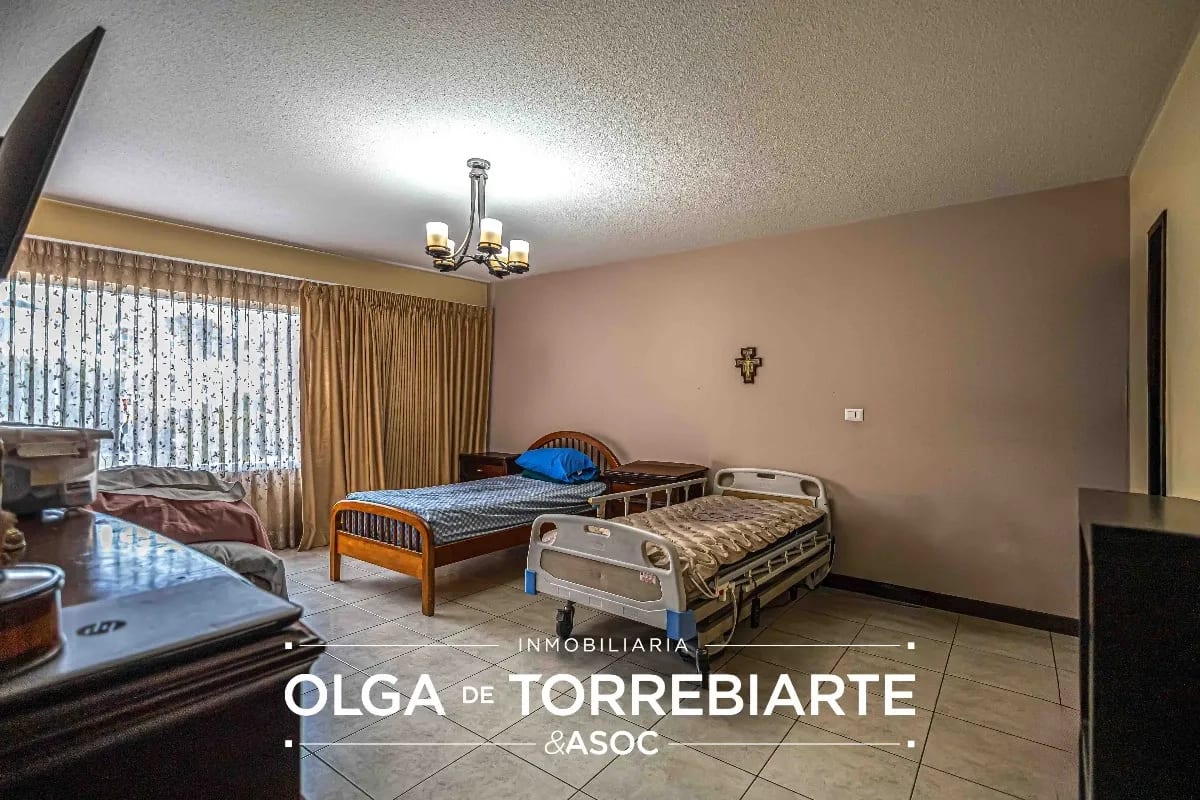 Casa en Campos de San Isidro, Zona 16 — foto 5 de 17