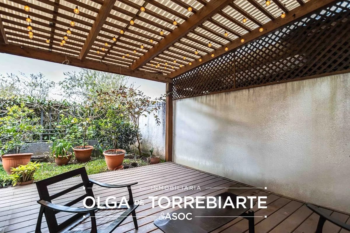 Casa en Campos de San Isidro, Zona 16 — foto 3 de 17