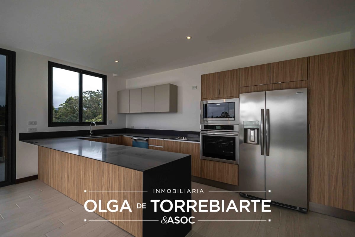 Apartamento en Spazio, Zona 15 — foto 3 de 13