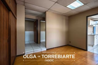 Oficina en Reforma Montufar, Zona 10 — miniatura 12 de 17