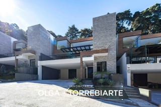 Casa en Arama, Santa Catarina Pinula — miniatura 1 de 17