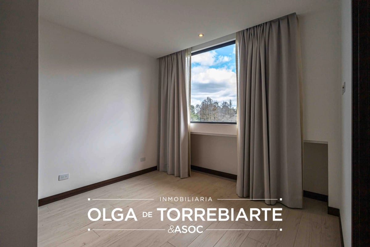 Apartamento en Spazio, Zona 15 — foto 6 de 14
