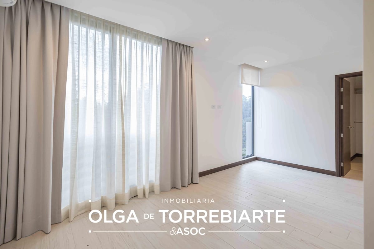 Apartamento en Spazio, Zona 15 — foto 4 de 14