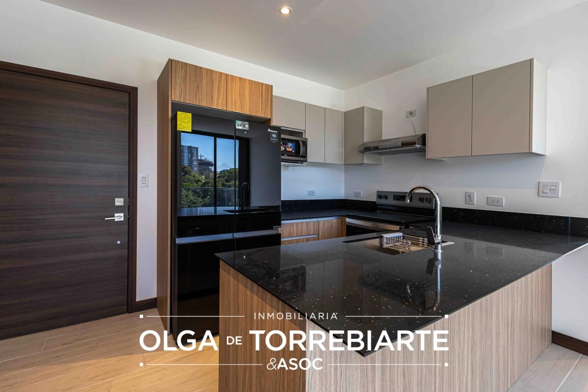 Apartamento en Spazio, Zona 15 — foto 5 de 12