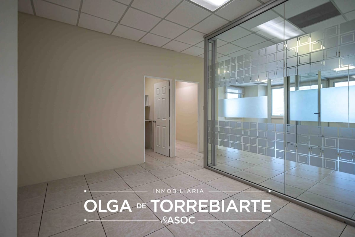 Oficina en Zona Pradera, Zona 10 — foto 4 de 16