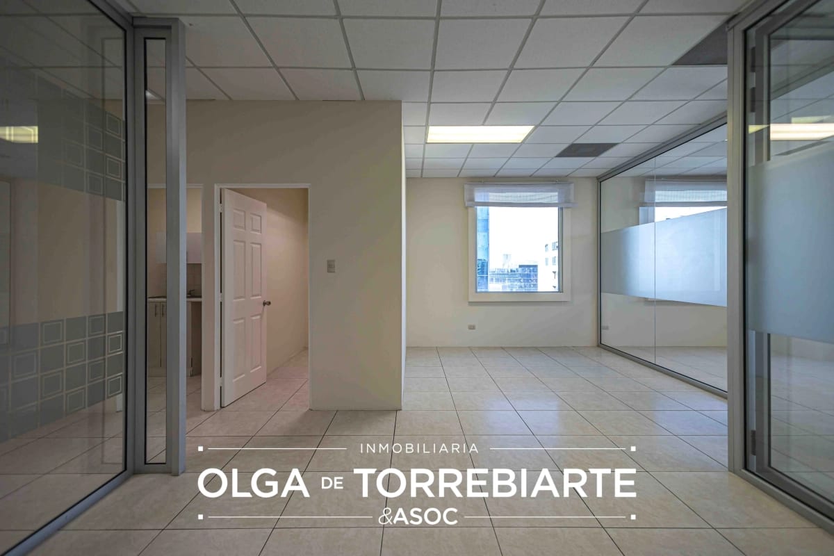 Oficina en Zona Pradera, Zona 10 — foto 9 de 16