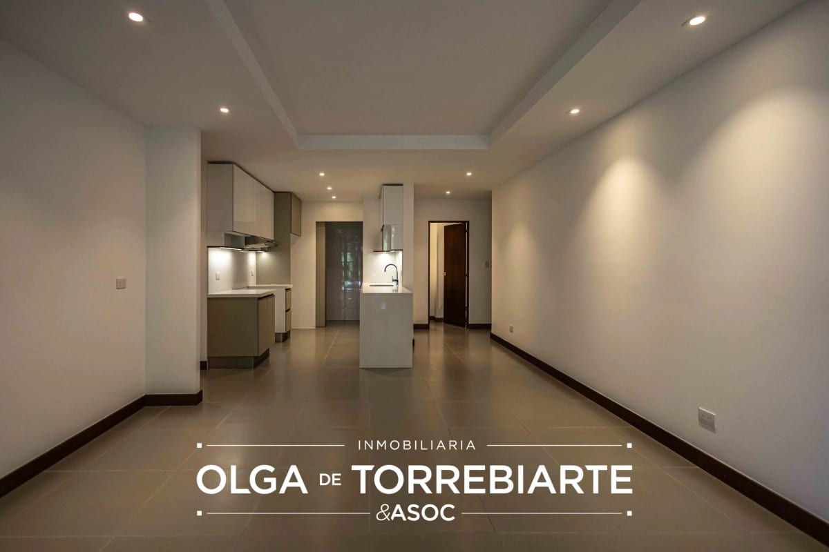 Apartamento en Edificio Aile, Zona 13. — foto 13 de 16