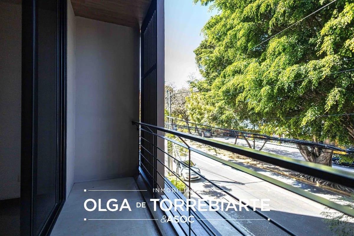 Apartamento en Edificio Aile, Zona 13. — foto 11 de 16