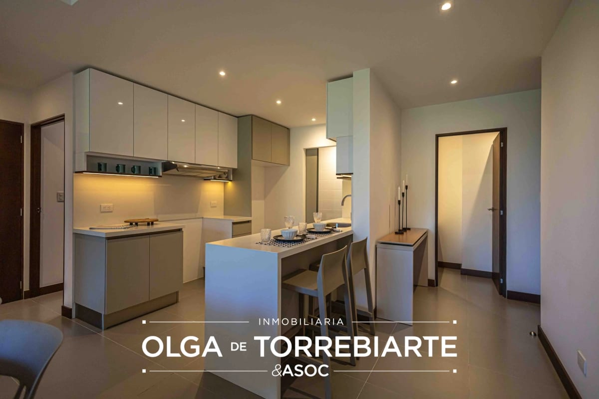 Apartamento en Edificio Aile, Zona 13. — foto 14 de 16