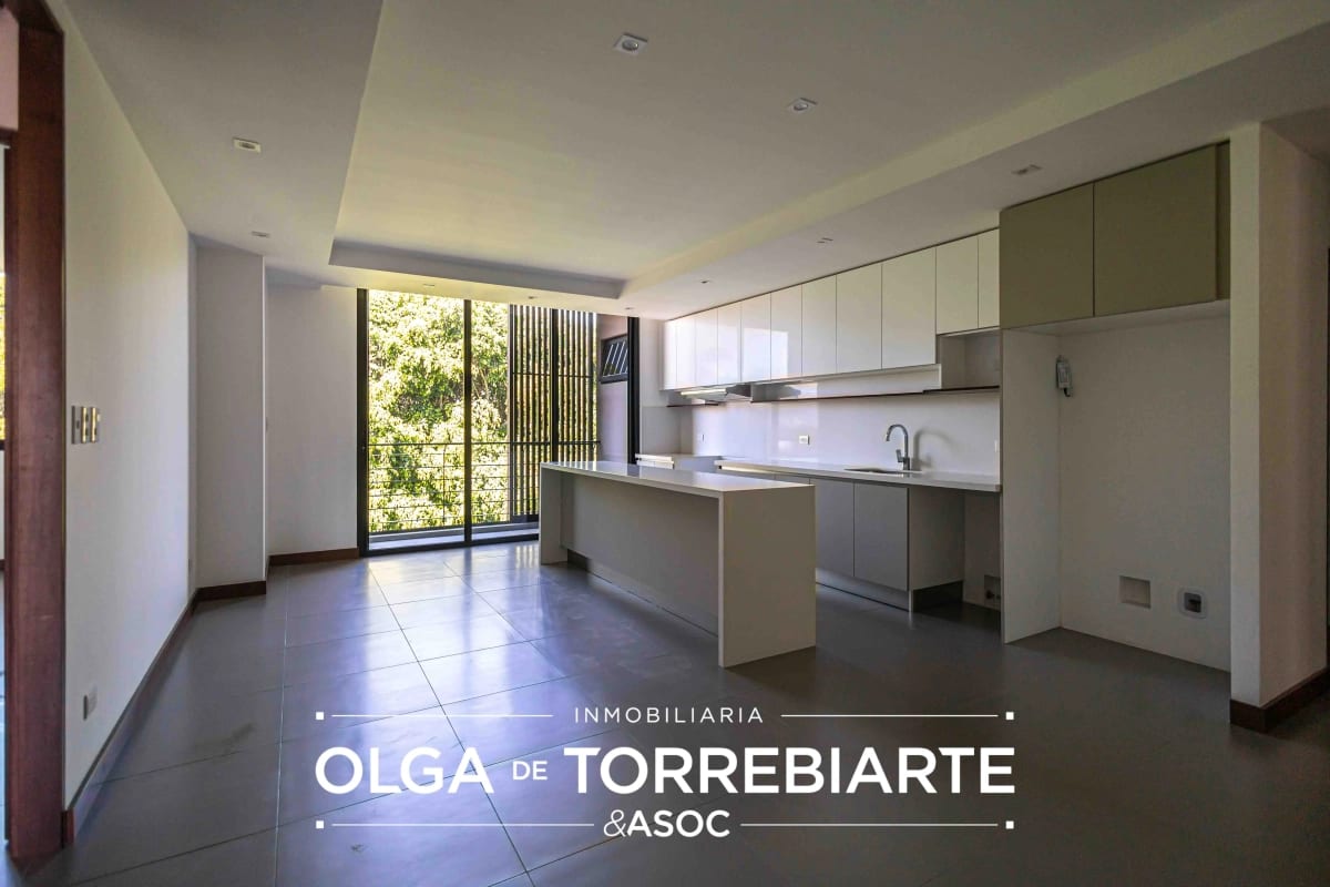 Apartamento en Edificio Aile, Zona 13. — foto 16 de 17
