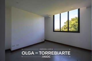 Apartamento en Edificio Aile, Zona 13. — miniatura 9 de 17