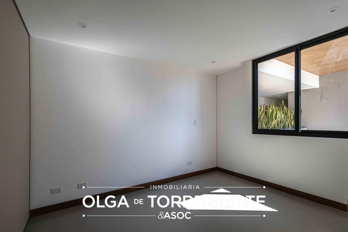 Apartamento en Edificio Aile, Zona 13. — foto 7 de 17