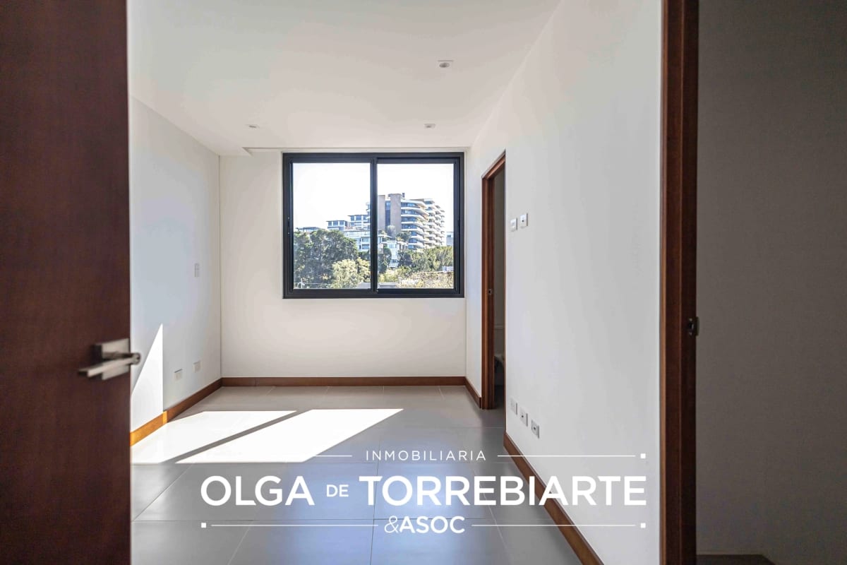 Apartamento en Edificio Aile, Zona 13. — foto 9 de 15