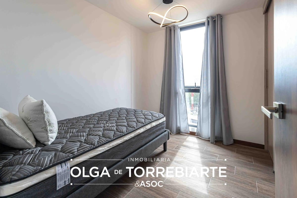 Apartamento en Torre Milea, Zona 13 — foto 10 de 16