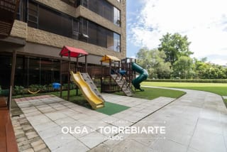 Apartamento en Milenia, Oakland Zona 10 — miniatura 5 de 13