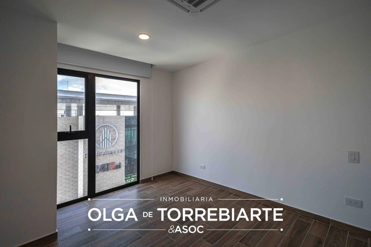 Apartamento en Parque 14, Zona 14 — foto 9 de 11