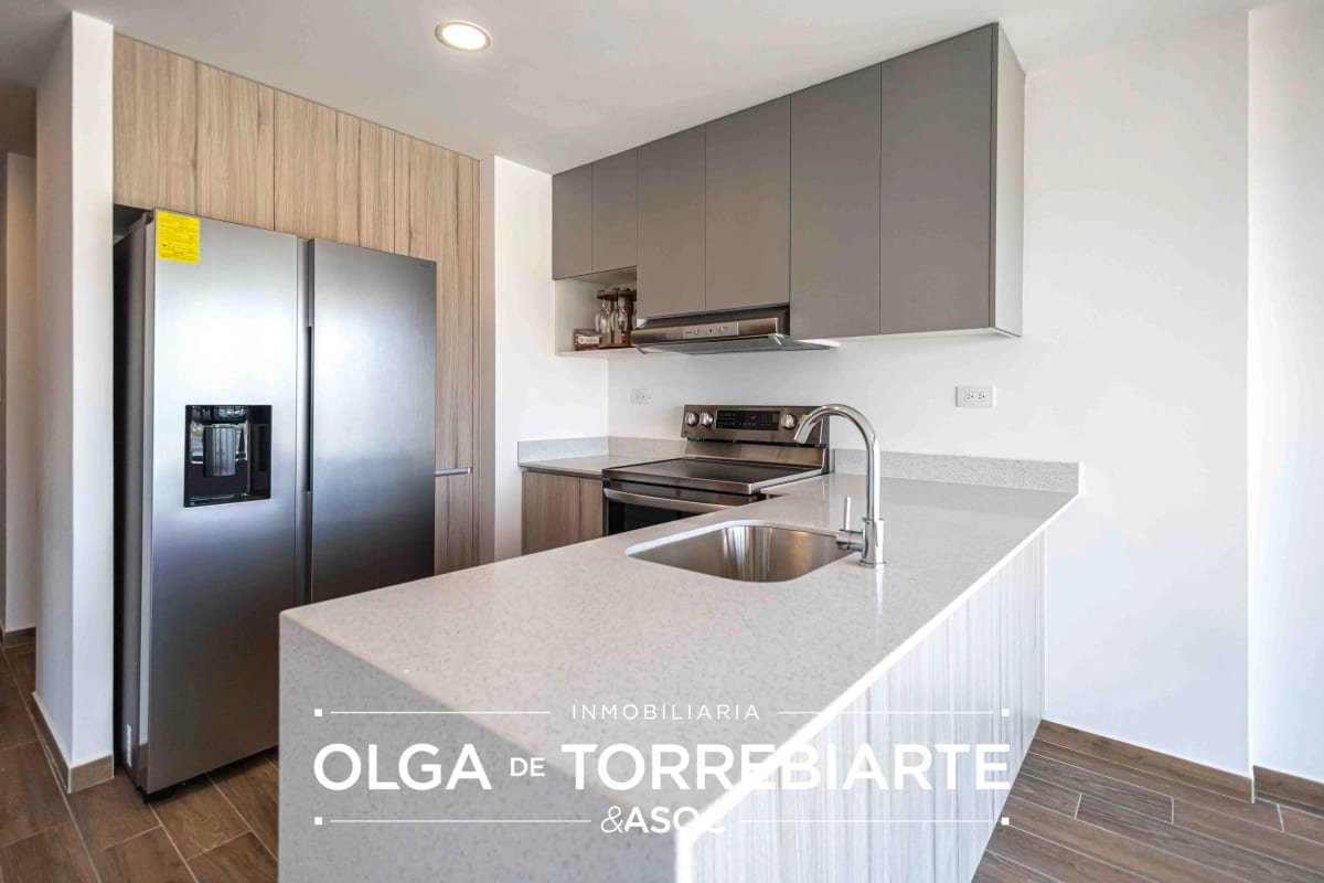 Apartamento en Parque 14, Zona 14 — foto 8 de 11