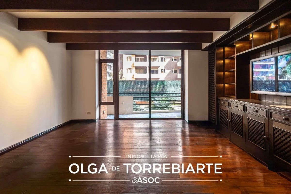 Apartamento en nivel completo Casa Rialto, zona 14 — foto 3 de 16