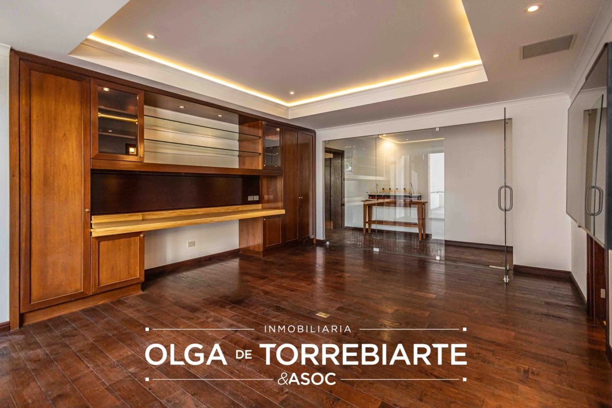 Apartamento en nivel completo Casa Rialto, zona 14 — foto 5 de 16