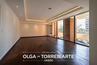 Apartamento en nivel completo Casa Rialto, zona 14 — miniatura 9 de 16