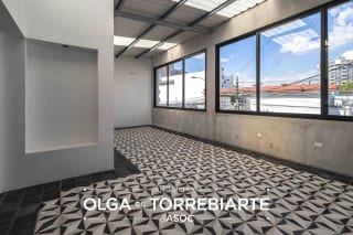 Casa remodelada para oficina en Zona 10 — miniatura 6 de 12