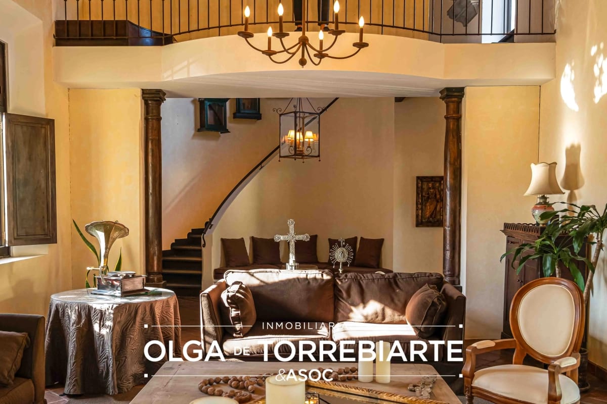 Casa amueblada en Condominio Jacarandas y Gravileas, Antigua Guatemala — foto 2 de 17