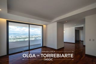 Apartamento en Lantana, zona 14 — miniatura 1 de 9