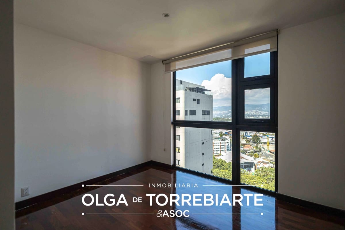 Apartamento en Lantana, zona 14 — foto 8 de 9
