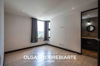 Apartamento en Edificio LIV, Zona 15 — miniatura 8 de 8