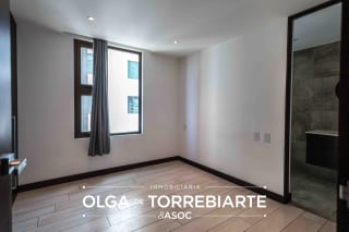 Apartamento en Edificio LIV, Zona 15 — miniatura 6 de 8