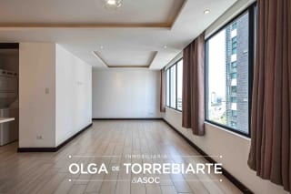 Apartamento en Edificio LIV, Zona 15 — miniatura 3 de 8