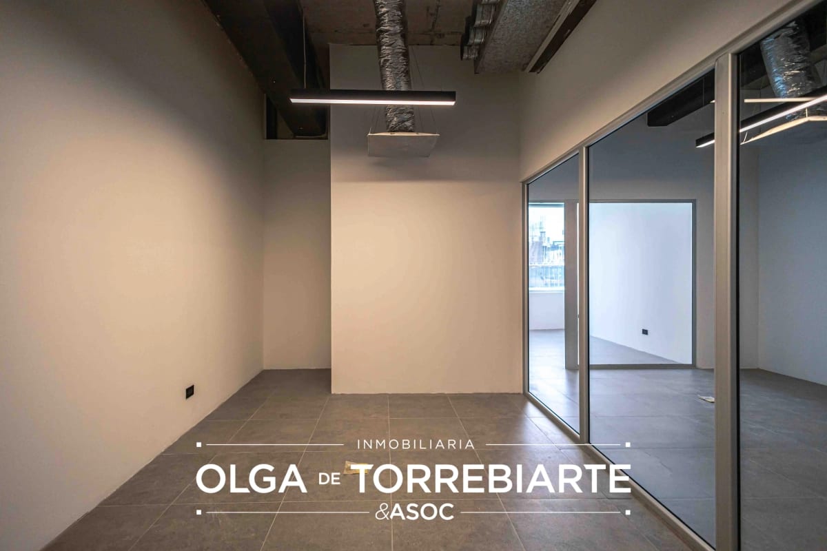 Oficina en Zona Pradera, Zona 10 — foto 9 de 11
