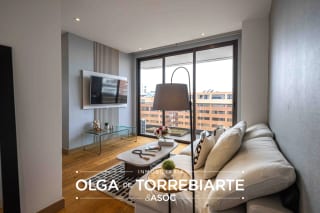 Apartamento en Torre Vertic, zona 14 — miniatura 5 de 17