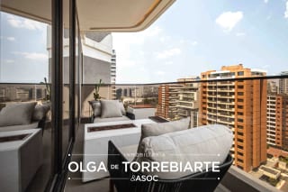 Apartamento en Torre Vertic, zona 14 — miniatura 11 de 17