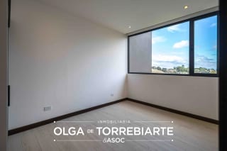 Apartamento en Spazio, Zona 15 — miniatura 5 de 12