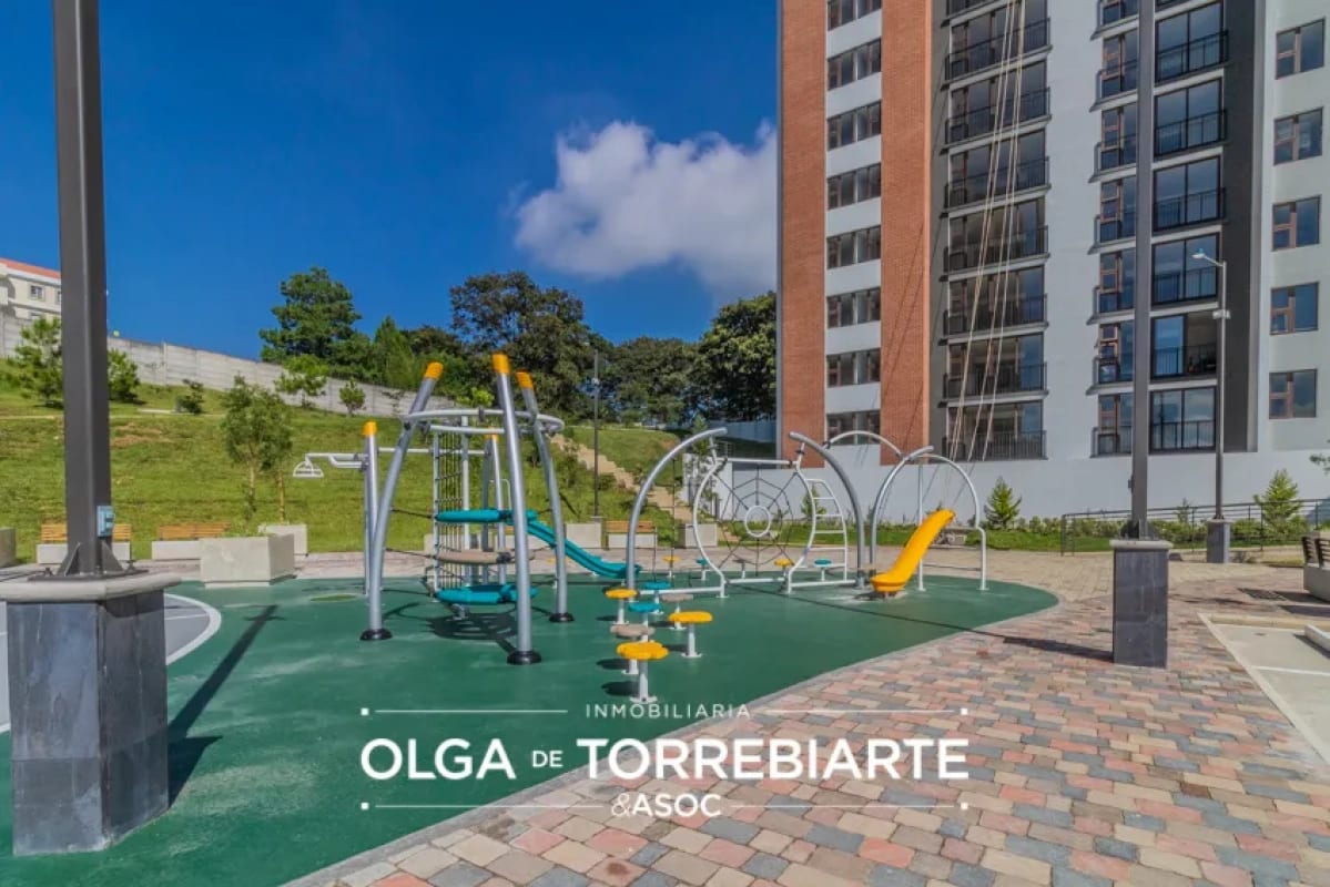Apartamento en San Isidro 20/21 Zona 16 — foto 2 de 17