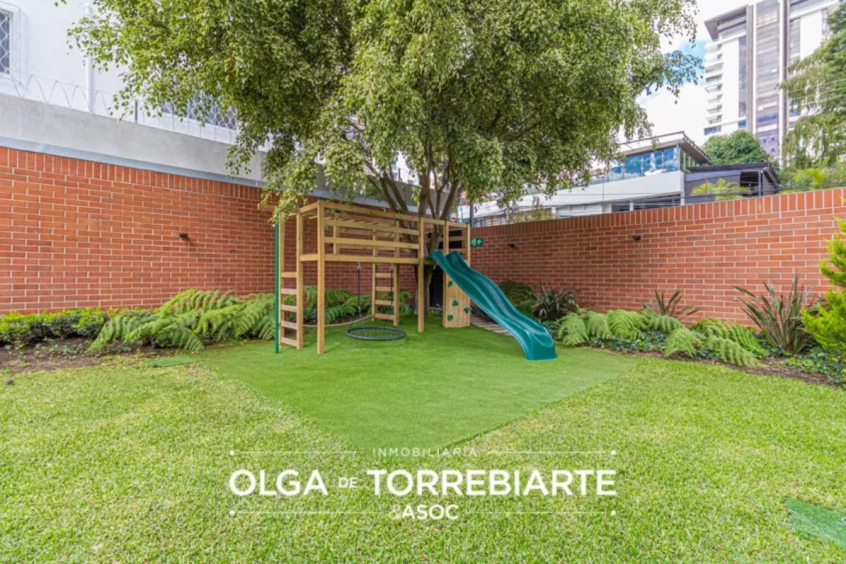 Apartamento en Edificio Novus, Zona 14 — foto 12 de 15