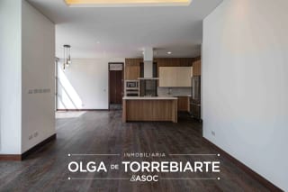 Apartamento en ECHO, zona 14 — miniatura 8 de 12