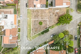 Terreno en Bella Vista, Antigua Guatemala — miniatura 3 de 3
