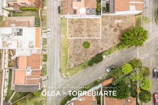 Terreno en Bella Vista, Antigua Guatemala — miniatura 3 de 3