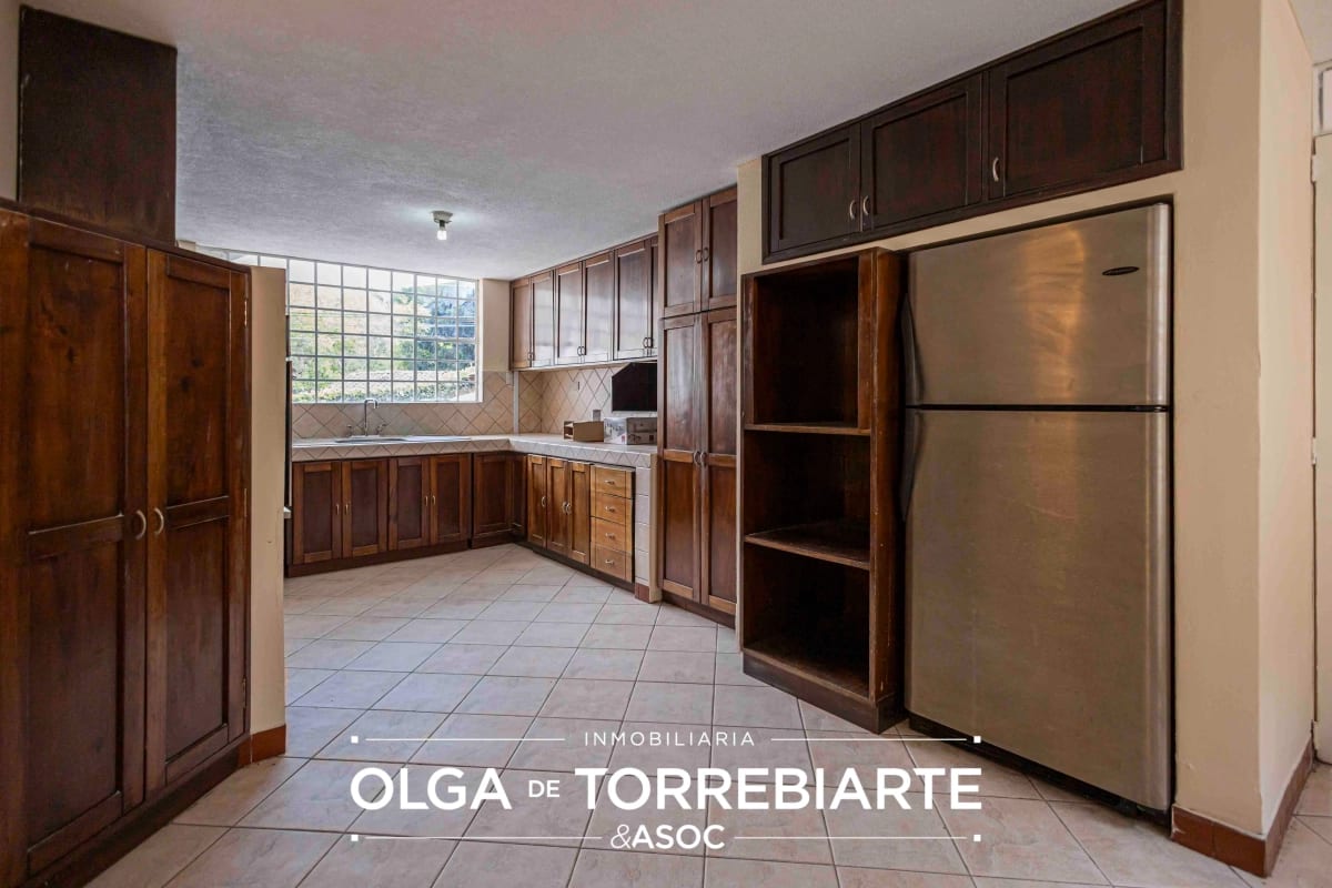 Casa en Diagonal 6, Zona 10 — foto 15 de 17