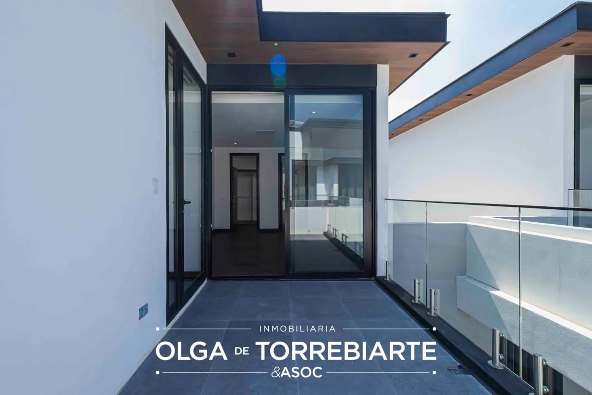 Casa para estrenar Condominio Molié, Zona 10 — foto 3 de 17