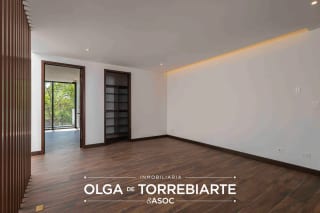 Casa para estrenar Condominio Molié, Zona 10 — miniatura 2 de 16